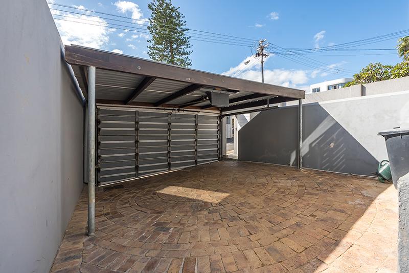 To Let 3 Bedroom Property for Rent in Fresnaye Western Cape